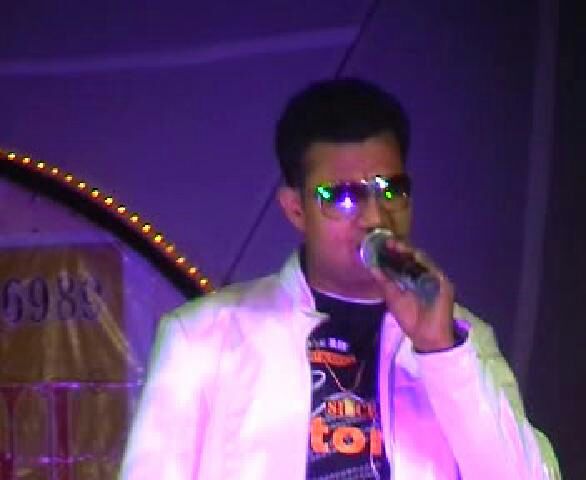 best male singer chandigarh
